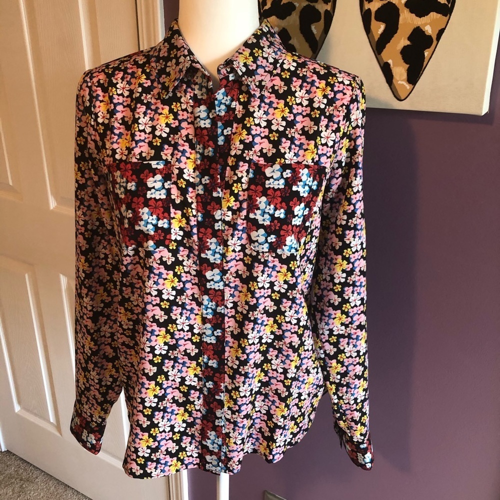 Tommy Hilfiger Floral Blouse black red pink top Botton down shirt size small